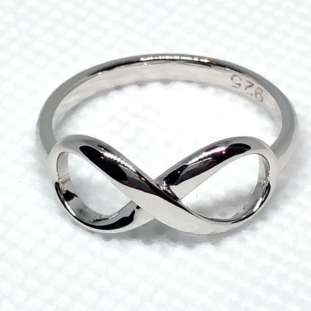 Sterling Silver Infinity Ring - Picture 4 of 8